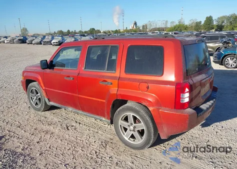 2008 Jeep Patriot Sport z USA, uszkodzony, nr VIN 1J8FT28W18D701973